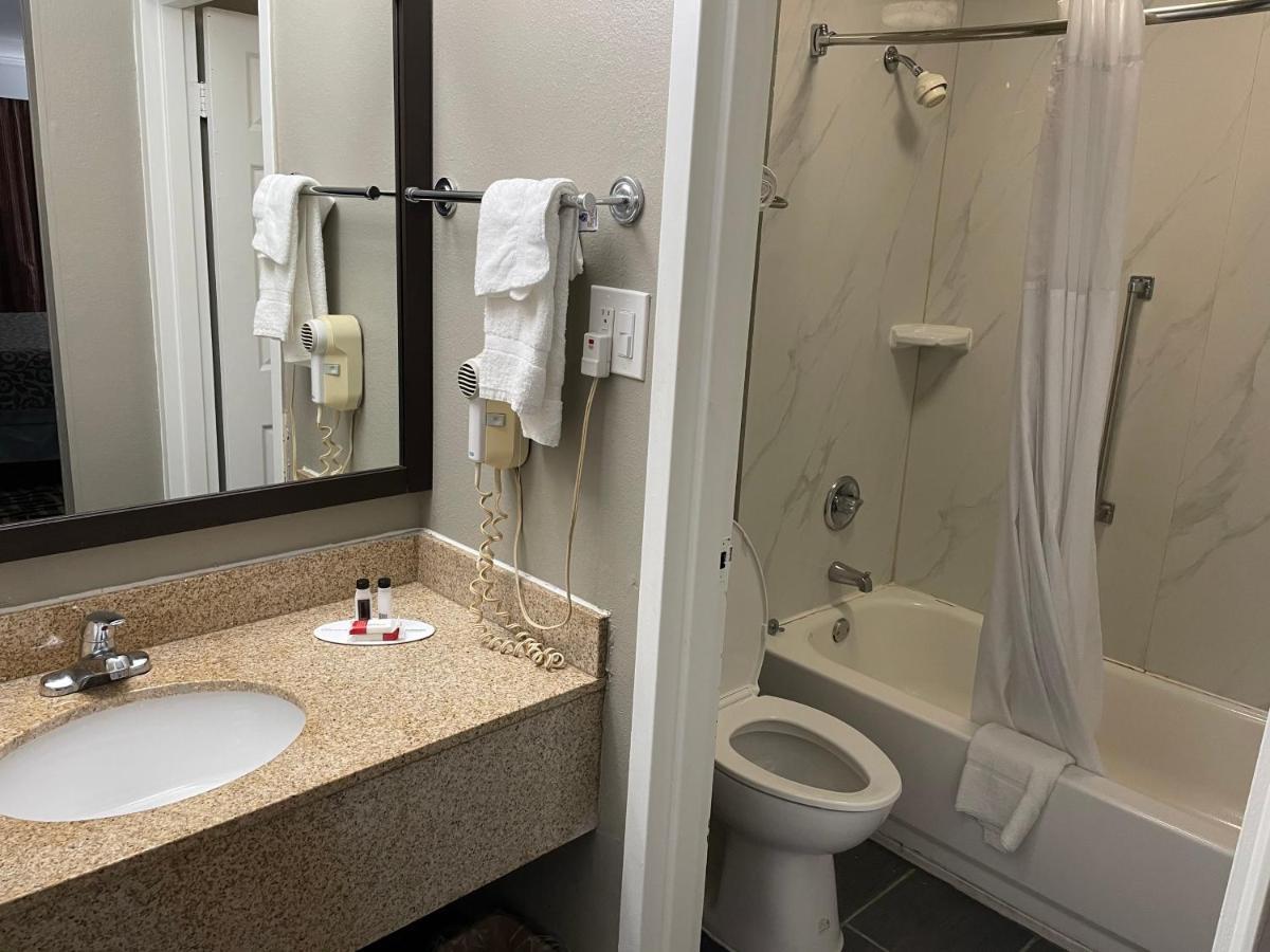 Days Inn & Suites By Wyndham Collierville Germantown Area Dış mekan fotoğraf