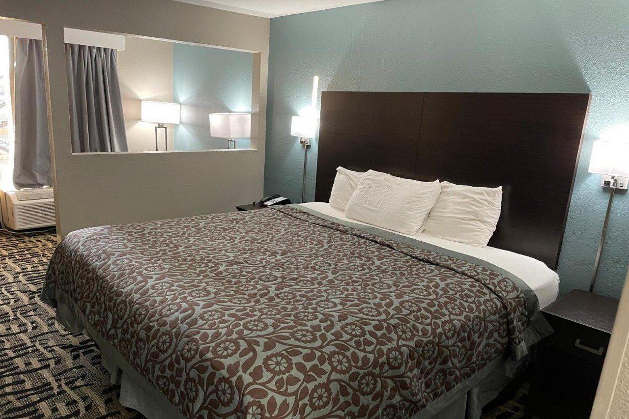 Days Inn & Suites By Wyndham Collierville Germantown Area Dış mekan fotoğraf