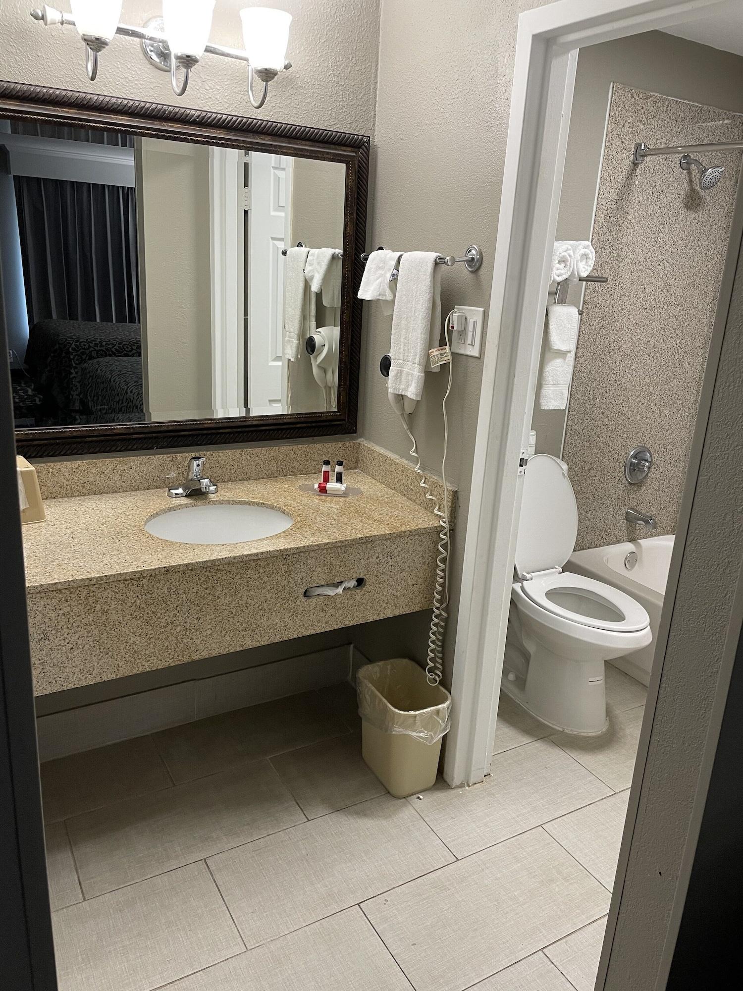 Days Inn & Suites By Wyndham Collierville Germantown Area Dış mekan fotoğraf