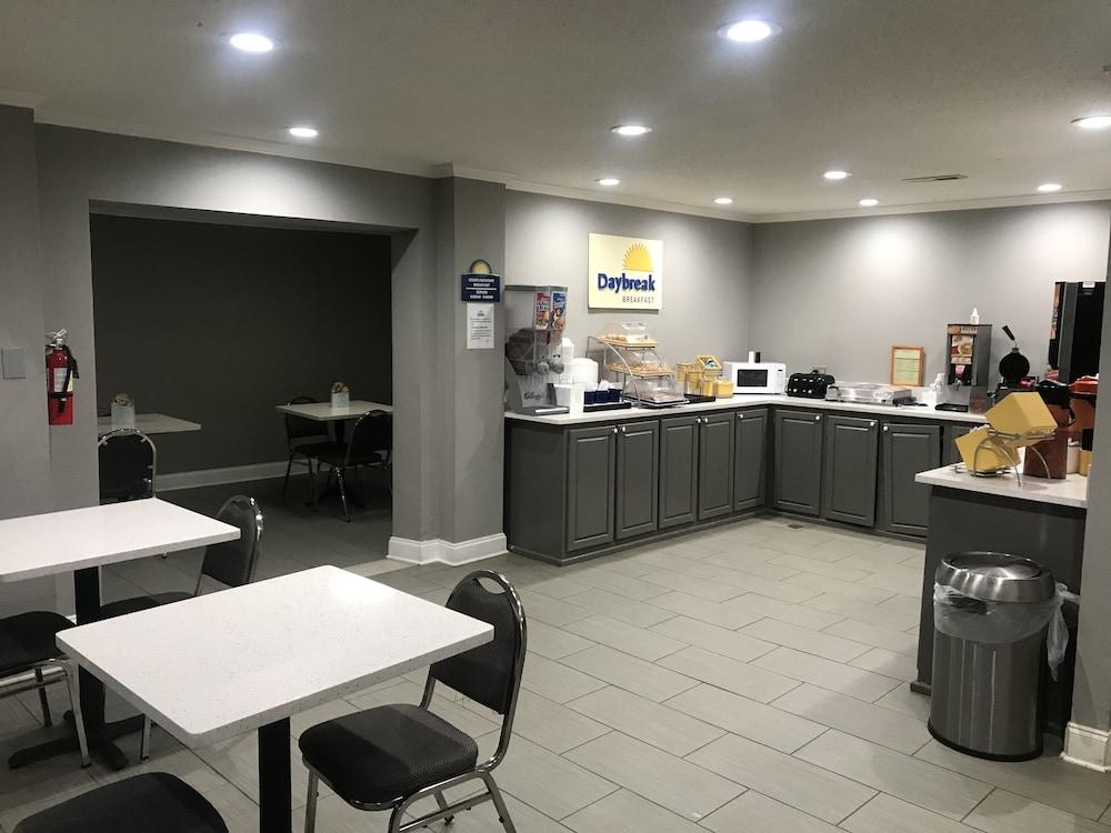 Days Inn & Suites By Wyndham Collierville Germantown Area Dış mekan fotoğraf