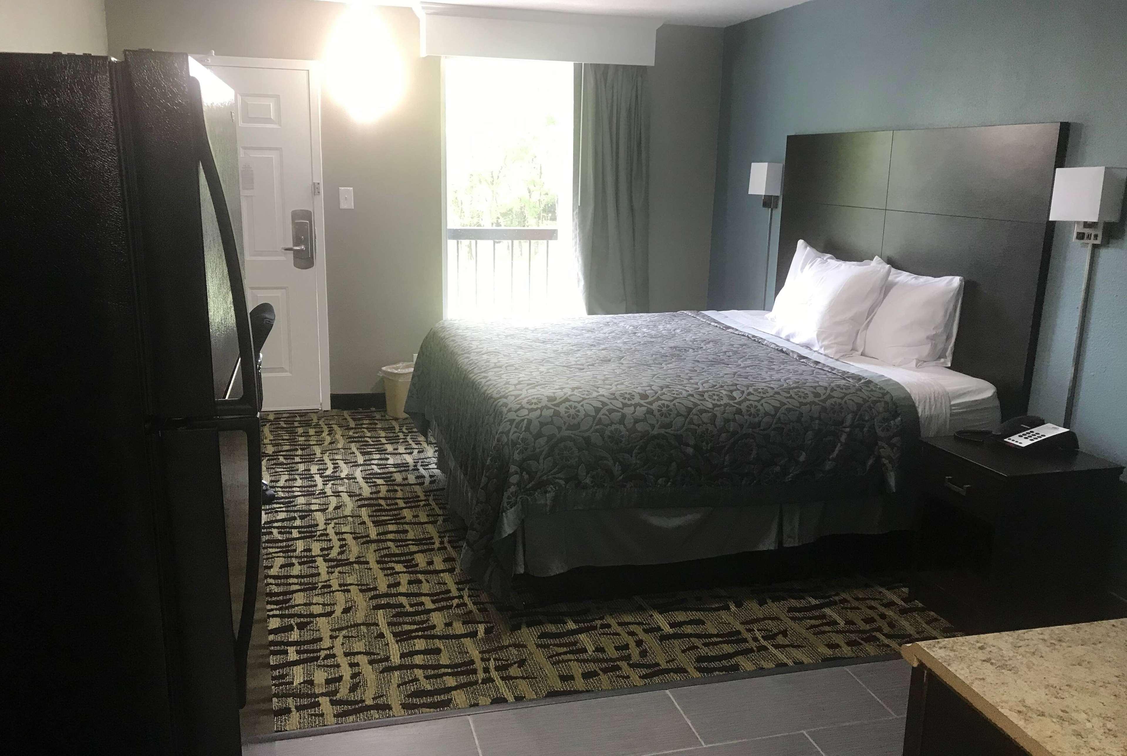 Days Inn & Suites By Wyndham Collierville Germantown Area Dış mekan fotoğraf