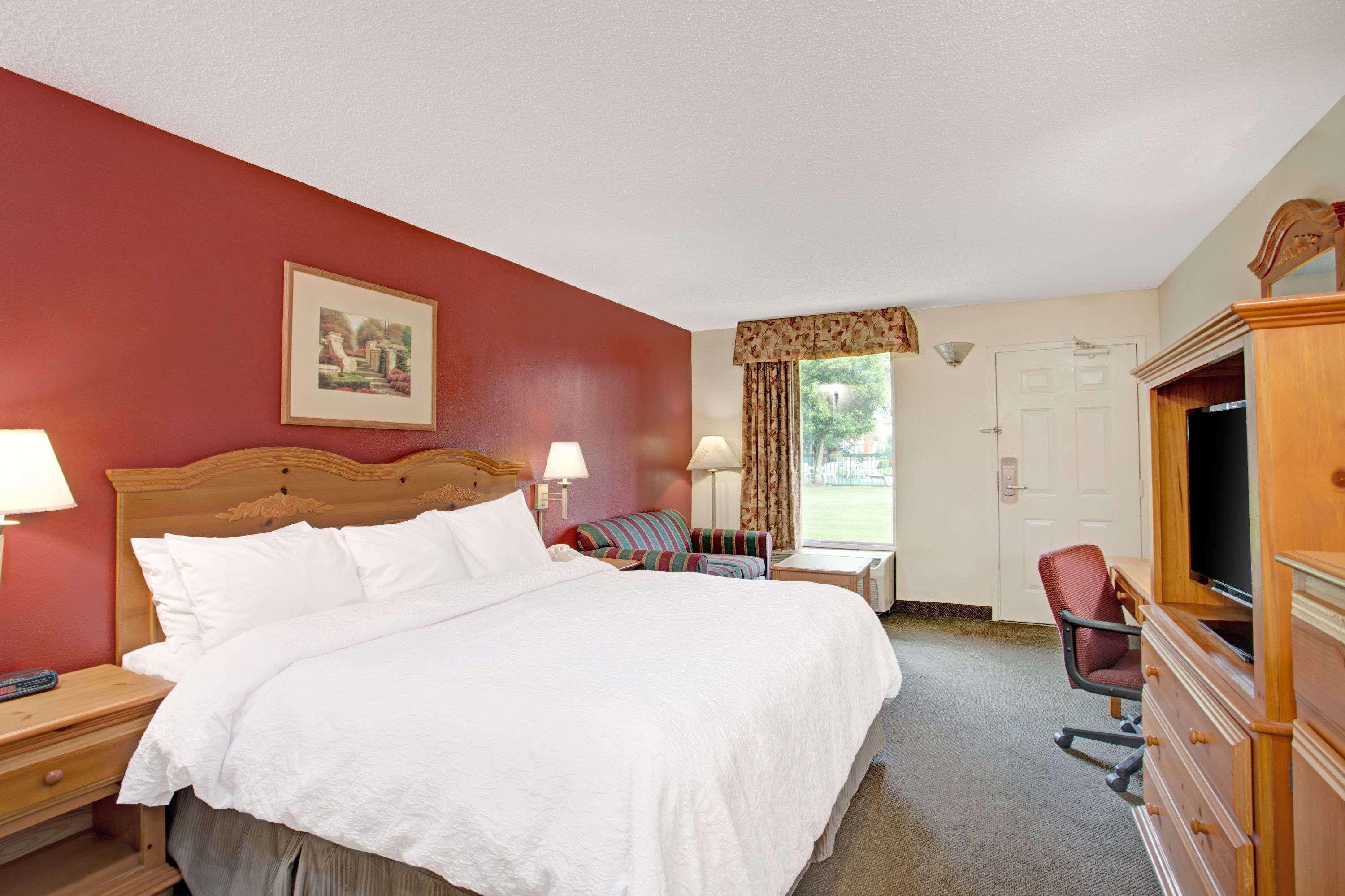 Days Inn & Suites By Wyndham Collierville Germantown Area Dış mekan fotoğraf