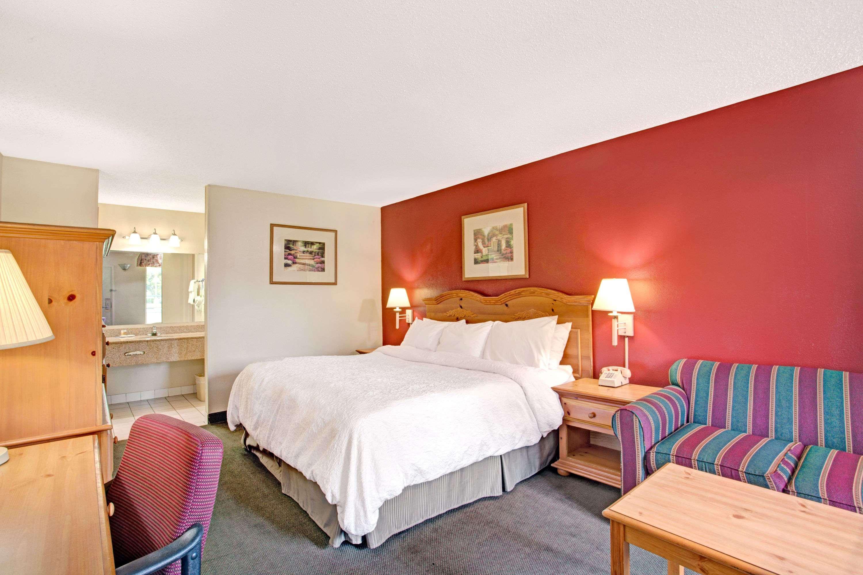 Days Inn & Suites By Wyndham Collierville Germantown Area Dış mekan fotoğraf