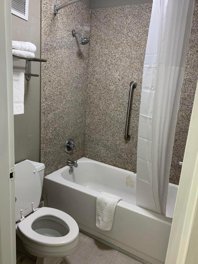 Days Inn & Suites By Wyndham Collierville Germantown Area Dış mekan fotoğraf